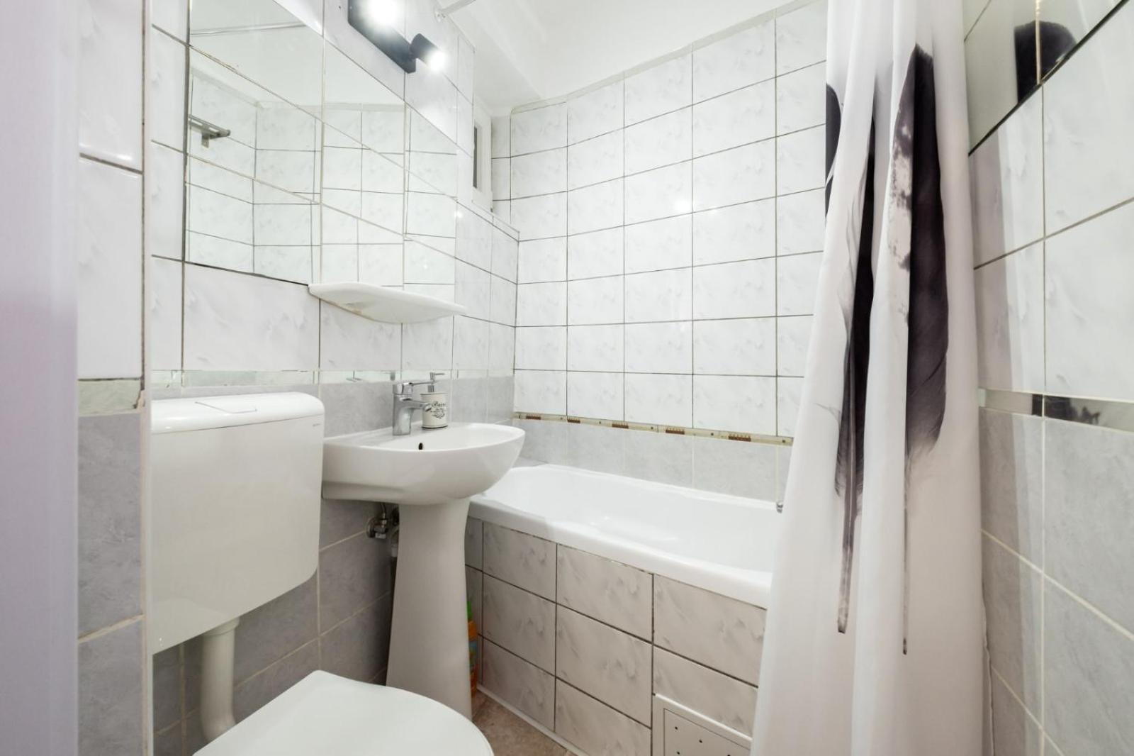 Laroka House Cosy And Modern Apartment Universitate-City Centre Бухарест Экстерьер фото